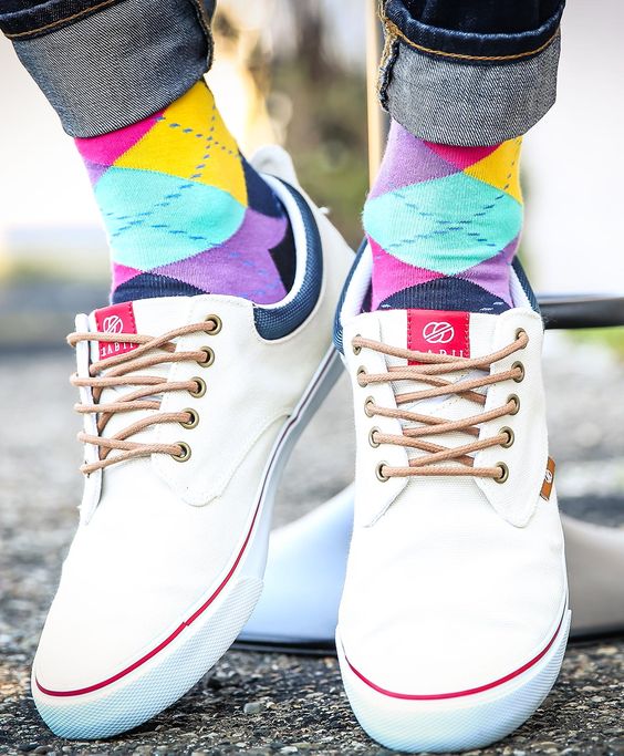 Everyday Trend: High Socks & Sneakers • BrightonTheDay