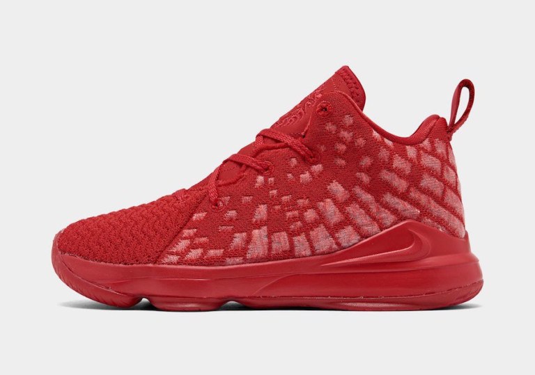 legend 8 club ic nike