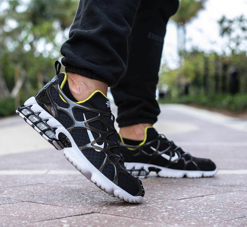Nike x Stüssy Air Zoom Spiridon KK CJ9918-001 black/white-bright-cactus  Color Black Size 40