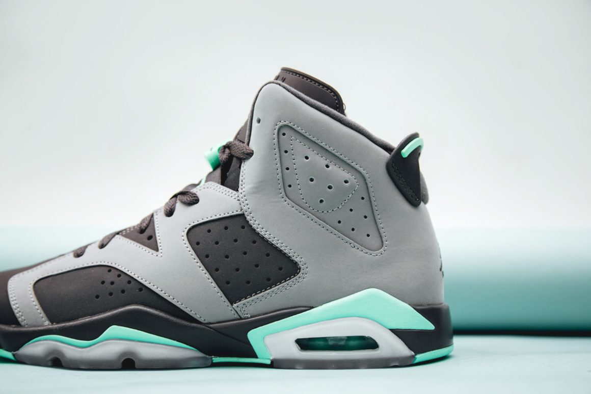 air-jordan-6-retro-green-glow-2