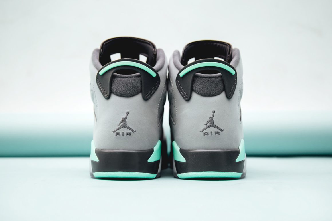 air-jordan-6-retro-green-glow-5