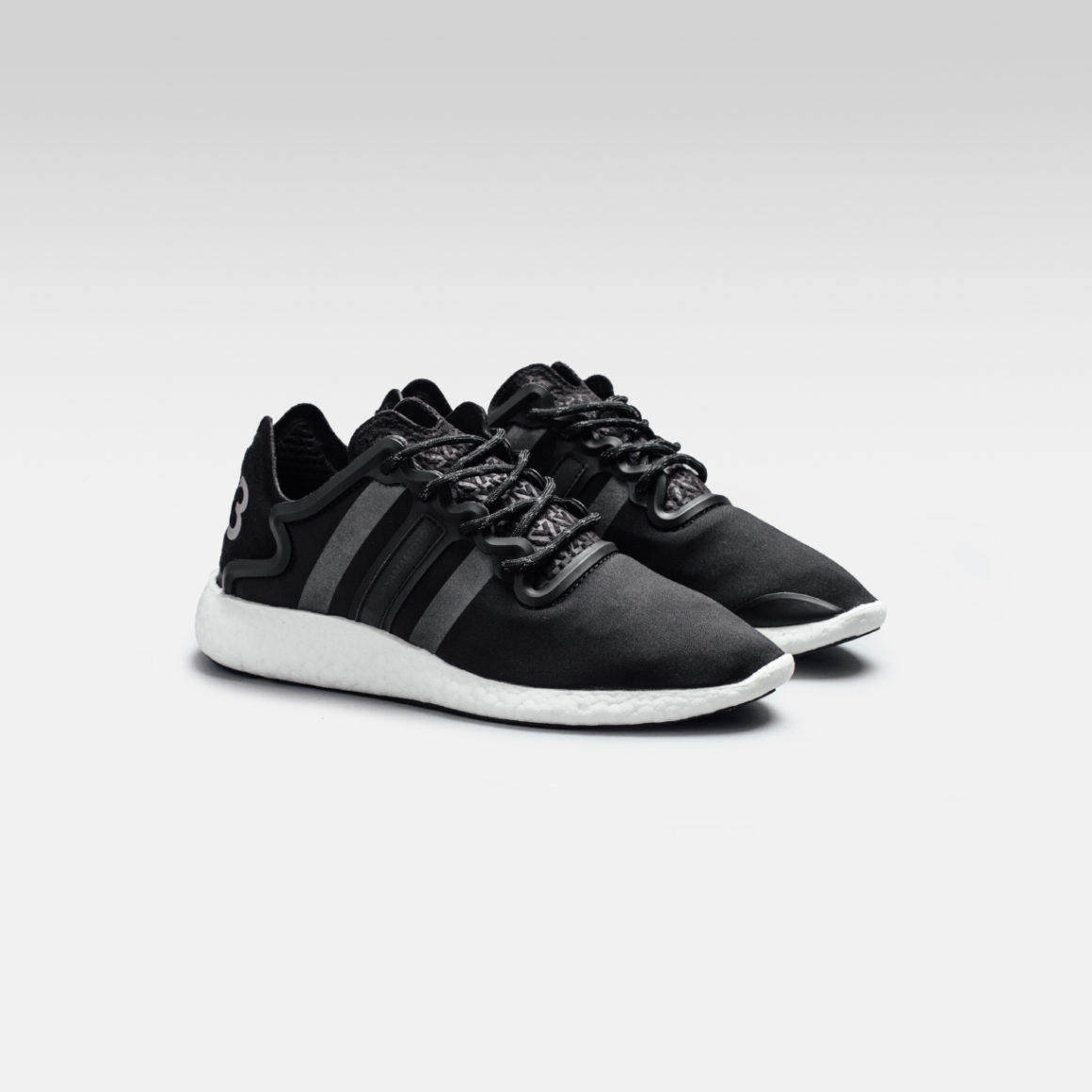 Y-3-Yohji-Run-Feature-Lv-3