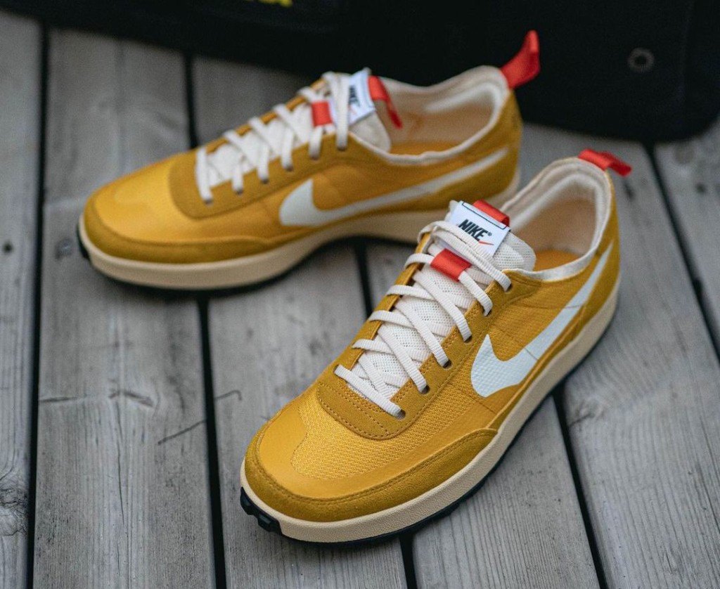 nike general purpose shoe yellow