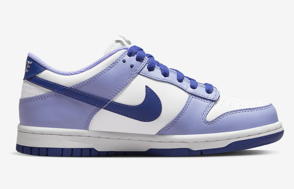 AsÃ­ luce el Nike Dunk Low GS 'Blueberry' | Desempacados